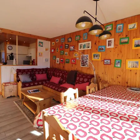 Spacieux Avec Balcon, 3 Pieces, 8 Pers., Au Pied Des Pistes, Proche Commerces Et Services - Fr-1-502-440 Tignes